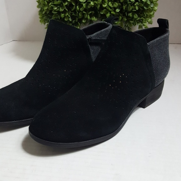 Toms Shoes - Tom's Deia bootie black suede radial perforated